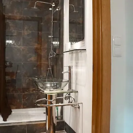 Comfortable In The Heart Of Apartment